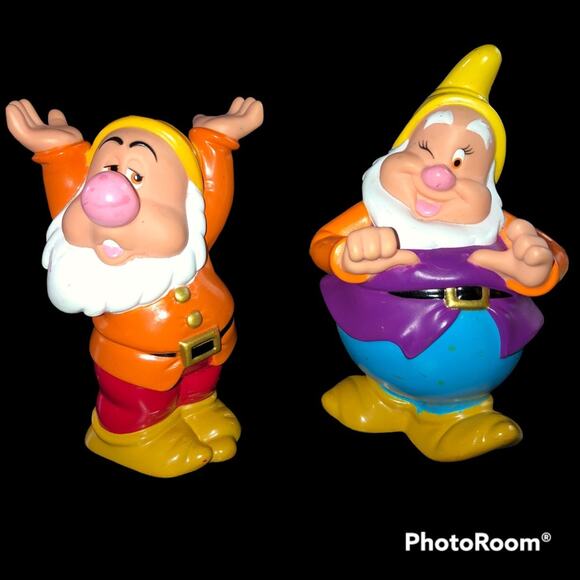 Disney’s Seven Drawfs Plastic Squish Figures - Picture 5 of 7